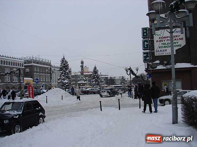 Zdjęcie w galerii na portalu naszraciborz.pl: Atak zimy - największe opady w roku wiadomości z regionu