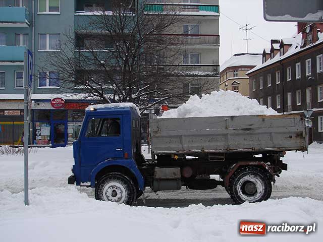 Zdjęcie w galerii na portalu naszraciborz.pl: Atak zimy - największe opady w roku wiadomości z regionu