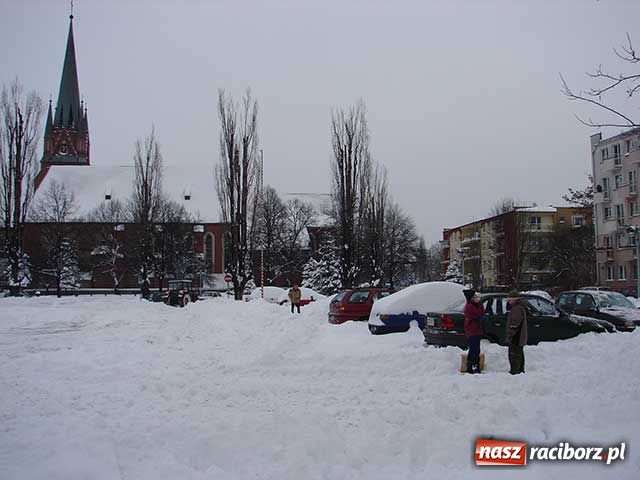 Zdjęcie w galerii na portalu naszraciborz.pl: Atak zimy - największe opady w roku wiadomości z regionu