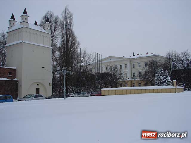 Zdjęcie w galerii na portalu naszraciborz.pl: Atak zimy - największe opady w roku wiadomości z regionu