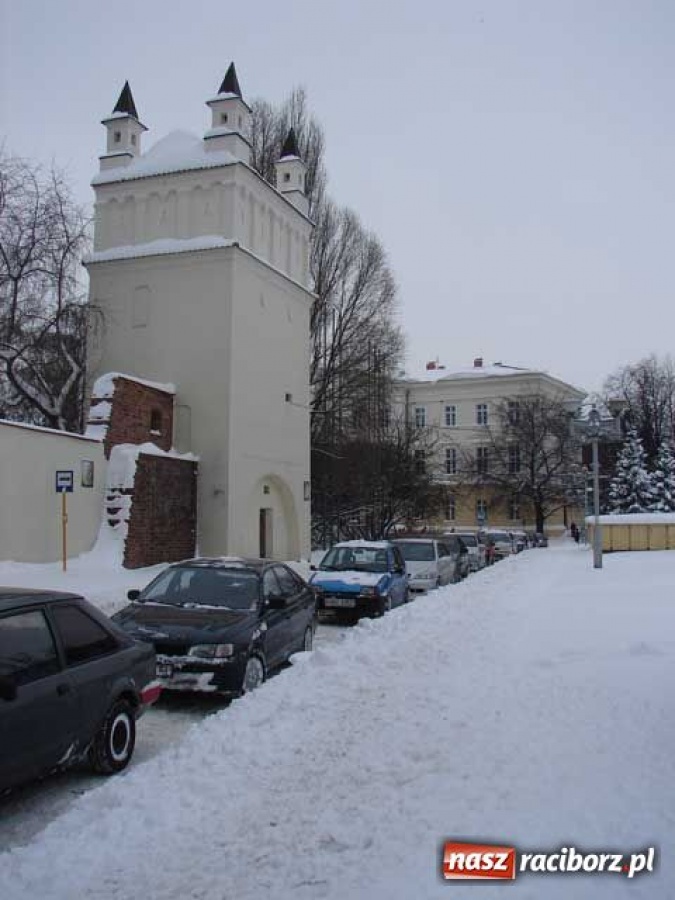 Zdjęcie w galerii na portalu naszraciborz.pl: Atak zimy - największe opady w roku wiadomości z regionu