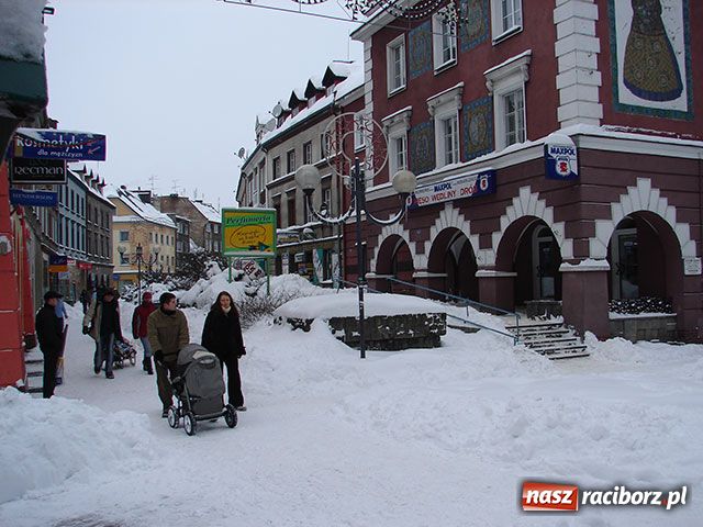 Zdjęcie w galerii na portalu naszraciborz.pl: Atak zimy - największe opady w roku wiadomości z regionu