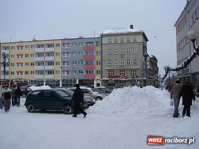 Zdjęcie w galerii na portalu naszraciborz.pl: Atak zimy - największe opady w roku wiadomości z regionu