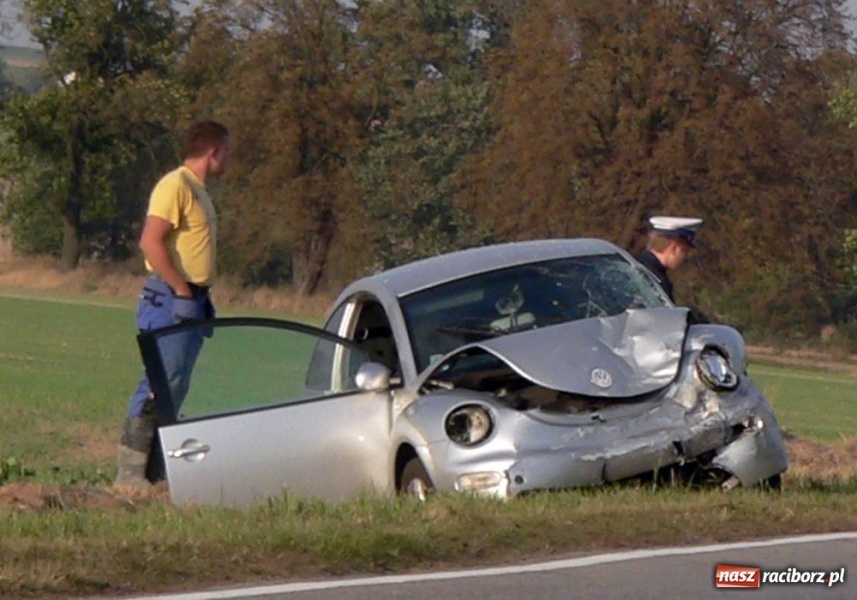 Zdjęcie w galerii na portalu naszraciborz.pl: Kraksa na wysokości Lekartowa wiadomości z regionu