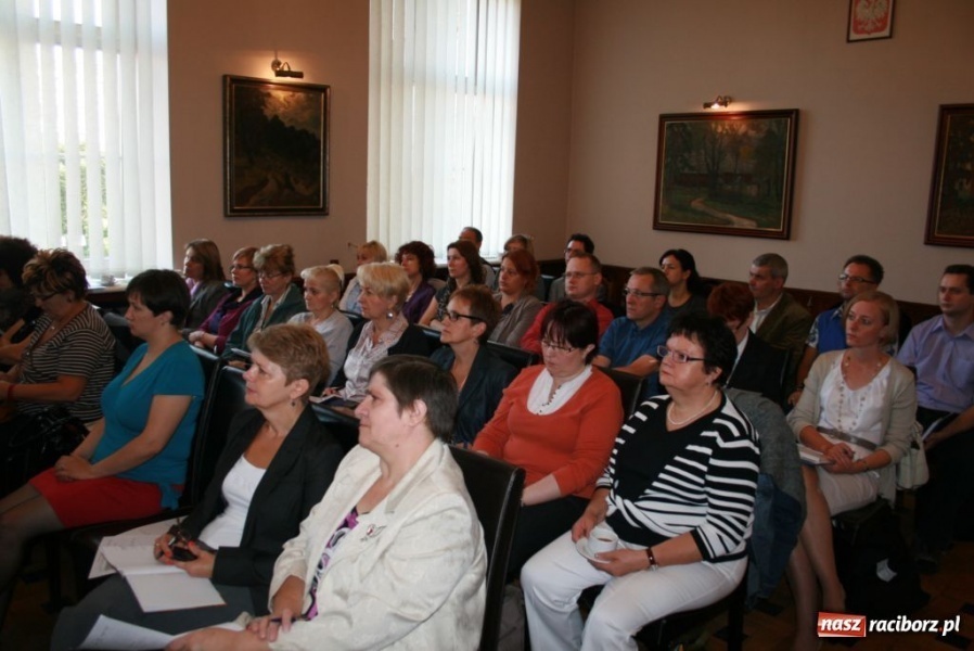 Zdjęcie w galerii na portalu naszraciborz.pl: Szkolenie dla pracowników Śląskiego Urzędu Wojewódzkiego wiadomości z regionu