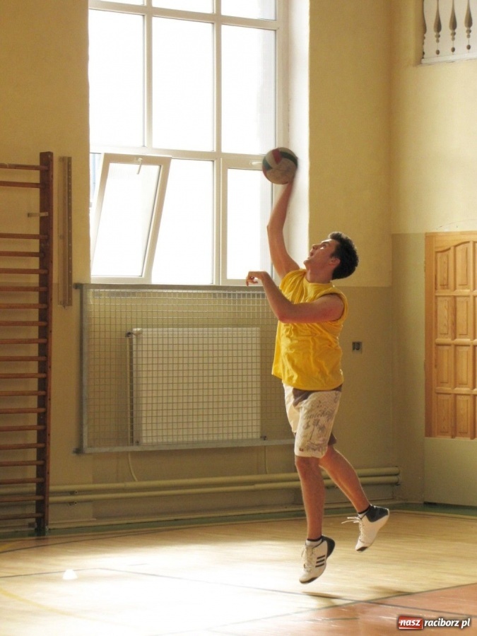 Zdjęcie w galerii na portalu naszraciborz.pl: Michał i Mirek siatkarskimi mistrzami wiadomości z regionu