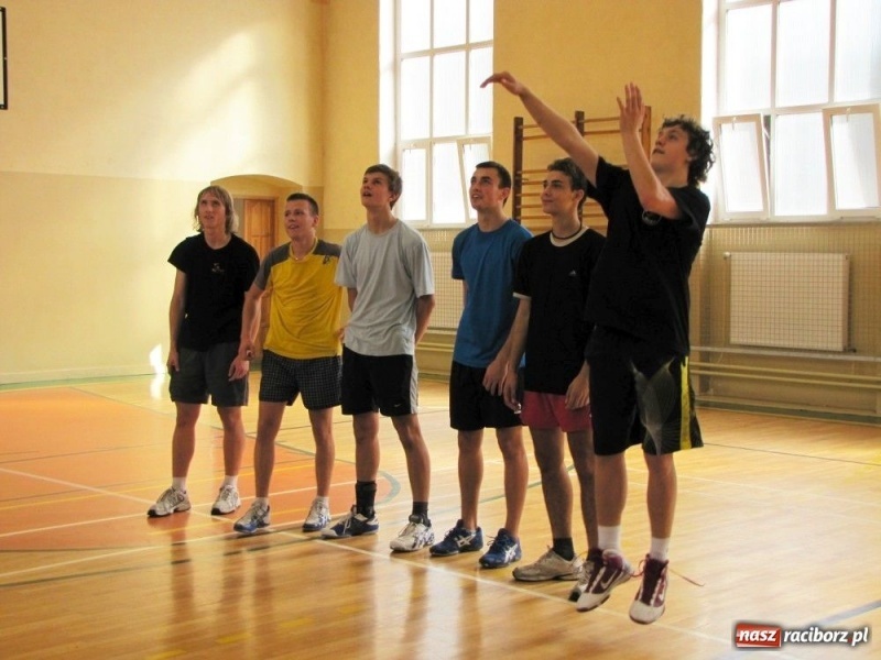 Zdjęcie w galerii na portalu naszraciborz.pl: Michał i Mirek siatkarskimi mistrzami wiadomości z regionu