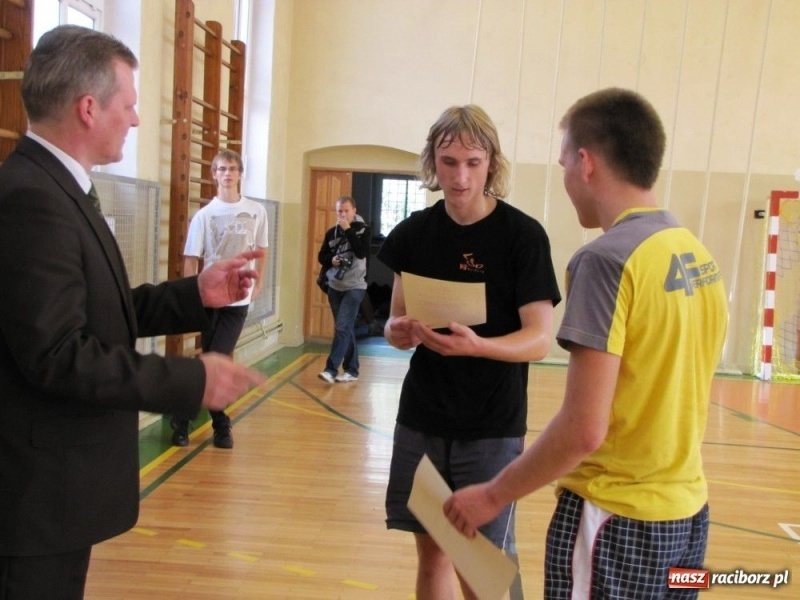 Zdjęcie w galerii na portalu naszraciborz.pl: Michał i Mirek siatkarskimi mistrzami wiadomości z regionu