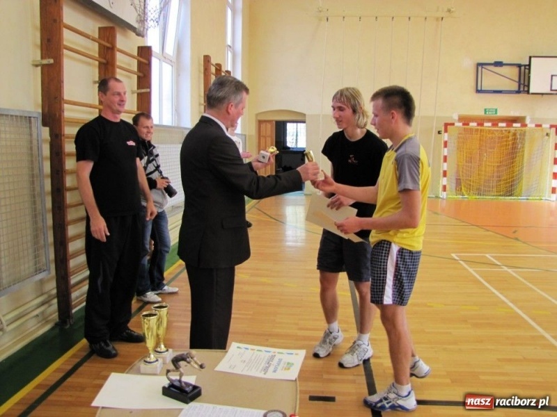Zdjęcie w galerii na portalu naszraciborz.pl: Michał i Mirek siatkarskimi mistrzami wiadomości z regionu