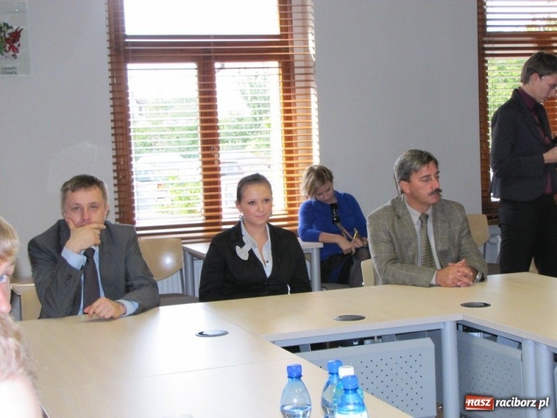 Zdjęcie w galerii na portalu naszraciborz.pl: Biznes pomaga uczniom... wiadomości z regionu