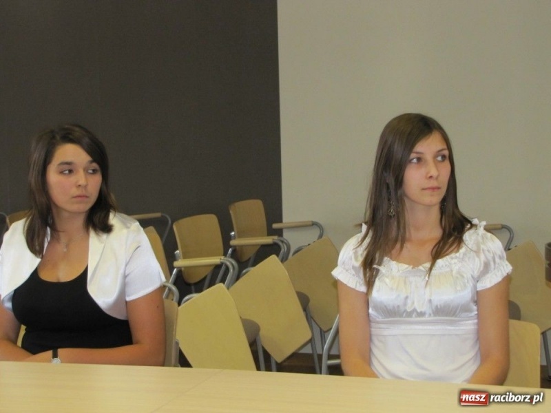 Zdjęcie w galerii na portalu naszraciborz.pl: Biznes pomaga uczniom... wiadomości z regionu