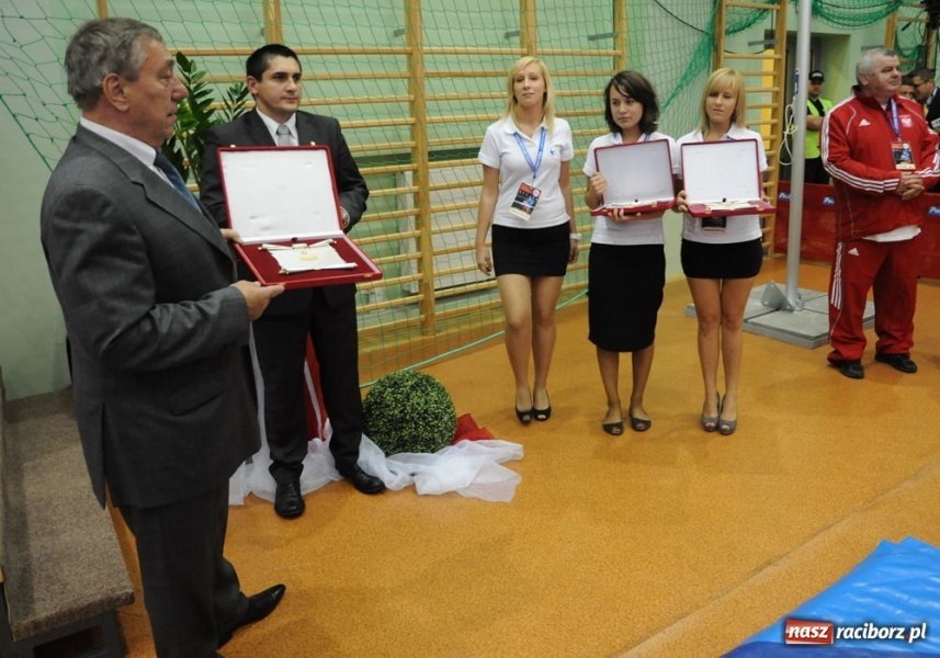 Zdjęcie w galerii na portalu naszraciborz.pl: Mr Martinetti jest zadowolony wiadomości z regionu