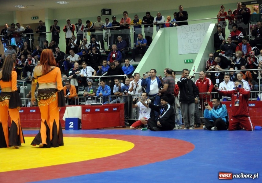 Zdjęcie w galerii na portalu naszraciborz.pl: Mr Martinetti jest zadowolony wiadomości z regionu