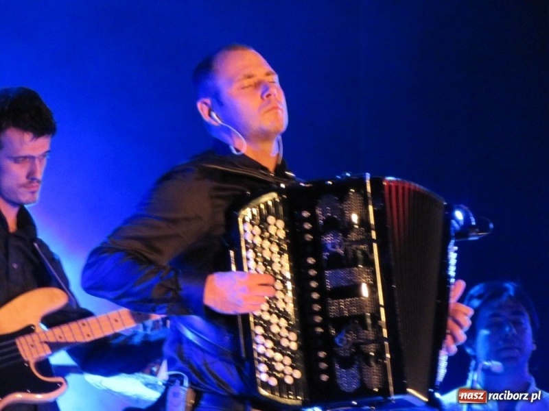 Zdjęcie w galerii na portalu naszraciborz.pl: Marcin Wyrostek zagrał w Raciborzu... wiadomości z regionu