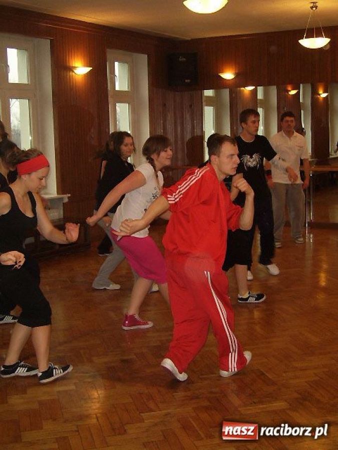 Zdjęcie w galerii na portalu naszraciborz.pl: Taniec z Rafałem Szostokiem wiadomości z regionu