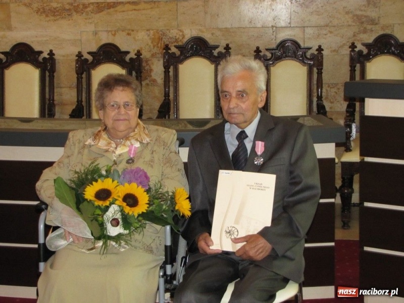 Zdjęcie w galerii na portalu naszraciborz.pl: Pierwszomajowe miłości... wiadomości z regionu