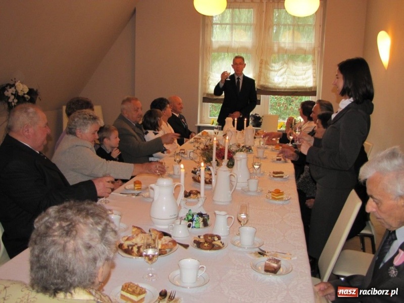 Zdjęcie w galerii na portalu naszraciborz.pl: Pierwszomajowe miłości... wiadomości z regionu