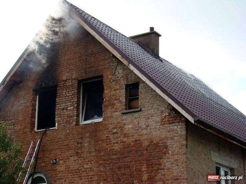 Zdjęcie w galerii na portalu naszraciborz.pl: Pożar domu w Brzeziu. 50 tys. zł strat wiadomości z regionu