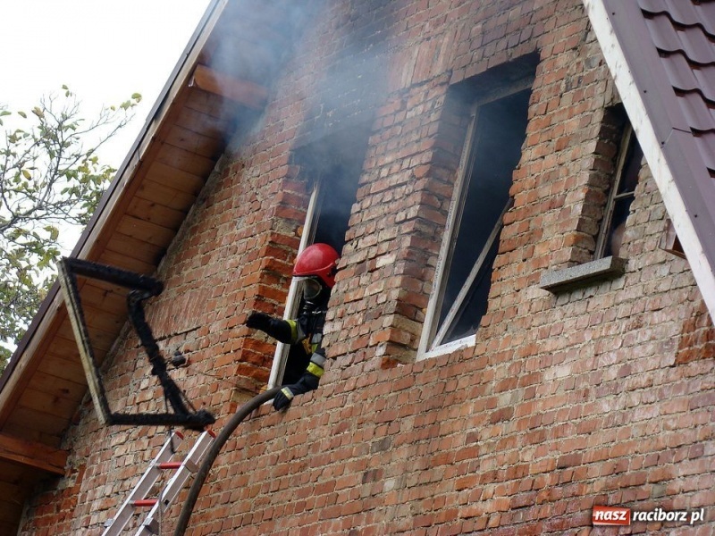Zdjęcie w galerii na portalu naszraciborz.pl: Pożar domu w Brzeziu. 50 tys. zł strat wiadomości z regionu