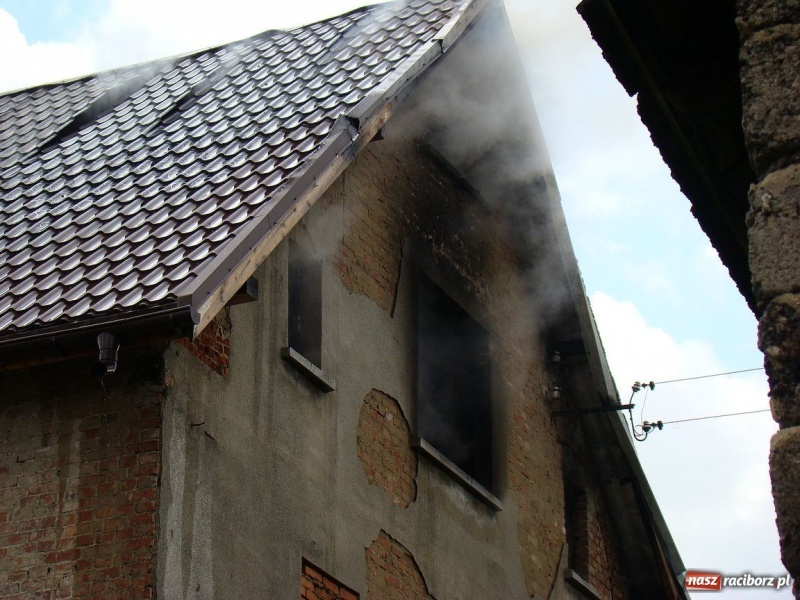 Zdjęcie w galerii na portalu naszraciborz.pl: Pożar domu w Brzeziu. 50 tys. zł strat wiadomości z regionu