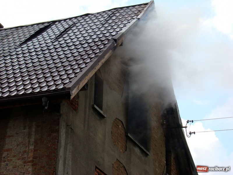 Zdjęcie w galerii na portalu naszraciborz.pl: Pożar domu w Brzeziu. 50 tys. zł strat wiadomości z regionu