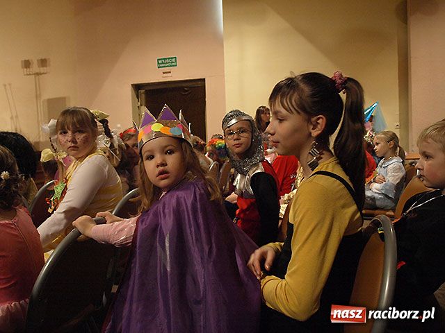 Zdjęcie w galerii na portalu naszraciborz.pl: Bal przebierańców w Krzanowicach wiadomości z regionu