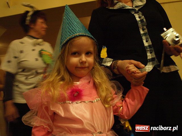 Zdjęcie w galerii na portalu naszraciborz.pl: Bal przebierańców w Krzanowicach wiadomości z regionu