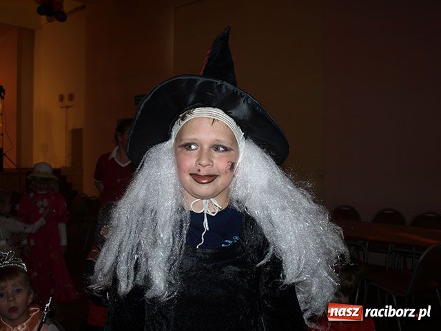 Zdjęcie w galerii na portalu naszraciborz.pl: Bal przebierańców w Krzanowicach wiadomości z regionu