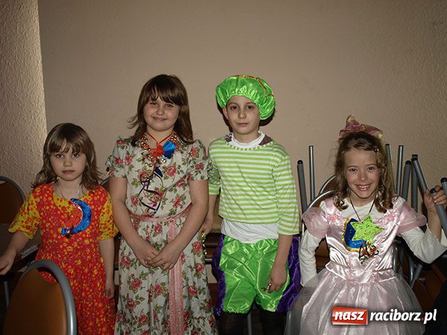 Zdjęcie w galerii na portalu naszraciborz.pl: Bal przebierańców w Krzanowicach wiadomości z regionu
