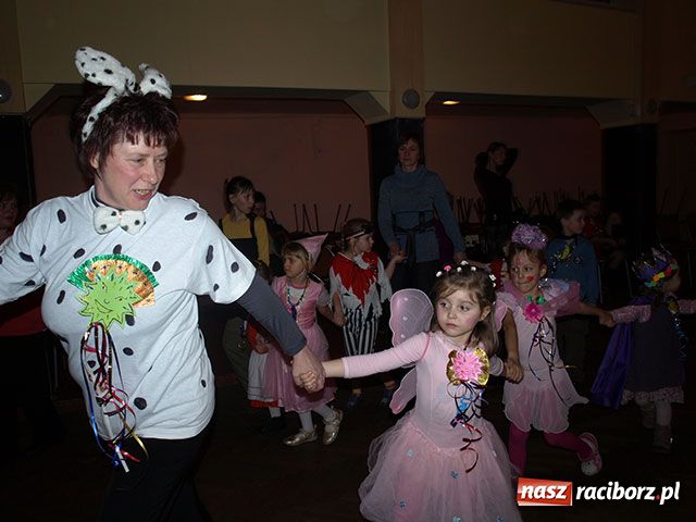 Zdjęcie w galerii na portalu naszraciborz.pl: Bal przebierańców w Krzanowicach wiadomości z regionu