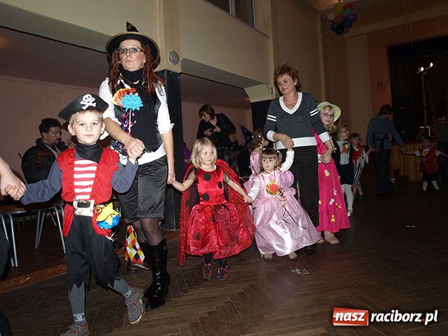 Zdjęcie w galerii na portalu naszraciborz.pl: Bal przebierańców w Krzanowicach wiadomości z regionu