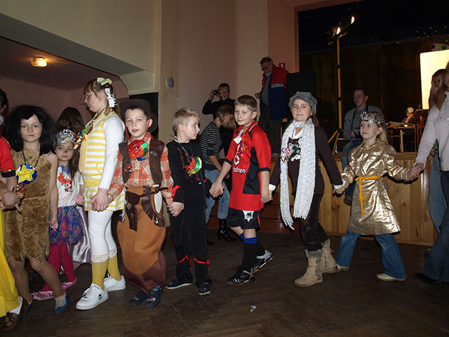 Zdjęcie w galerii na portalu naszraciborz.pl: Bal przebierańców w Krzanowicach wiadomości z regionu