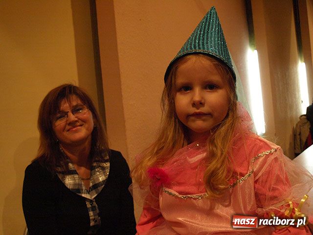 Zdjęcie w galerii na portalu naszraciborz.pl: Bal przebierańców w Krzanowicach wiadomości z regionu