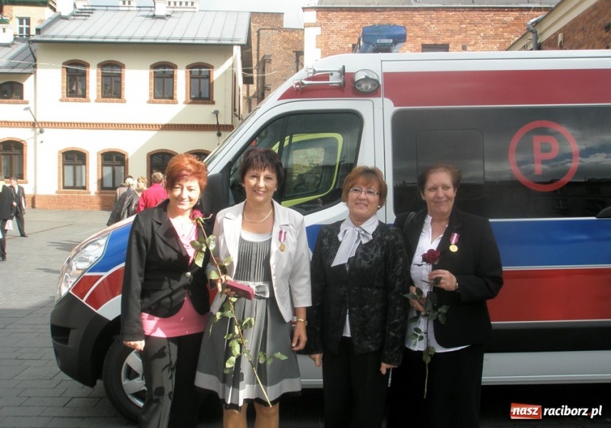 Zdjęcie w galerii na portalu naszraciborz.pl: Złote Medale Prezydenta dla raciborzanek wiadomości z regionu