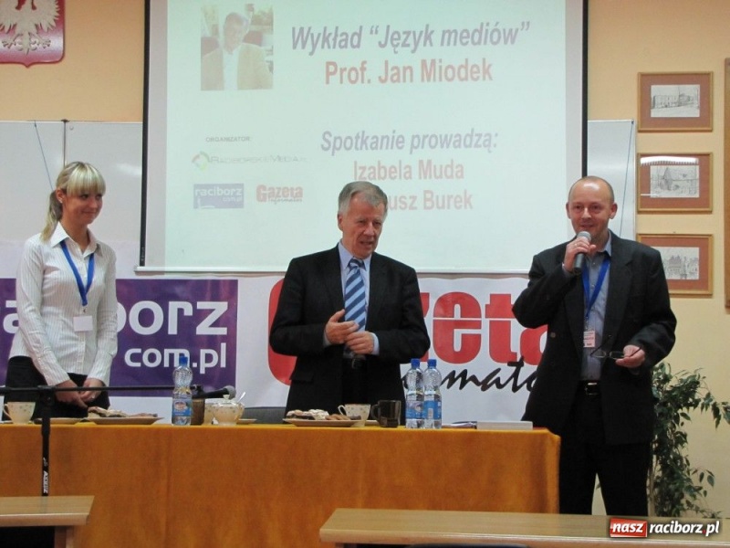 Zdjęcie w galerii na portalu naszraciborz.pl: W języku trzeba być przeciw modzie wiadomości z regionu