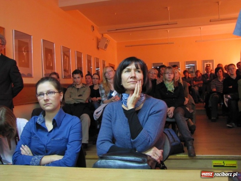 Zdjęcie w galerii na portalu naszraciborz.pl: W języku trzeba być przeciw modzie wiadomości z regionu