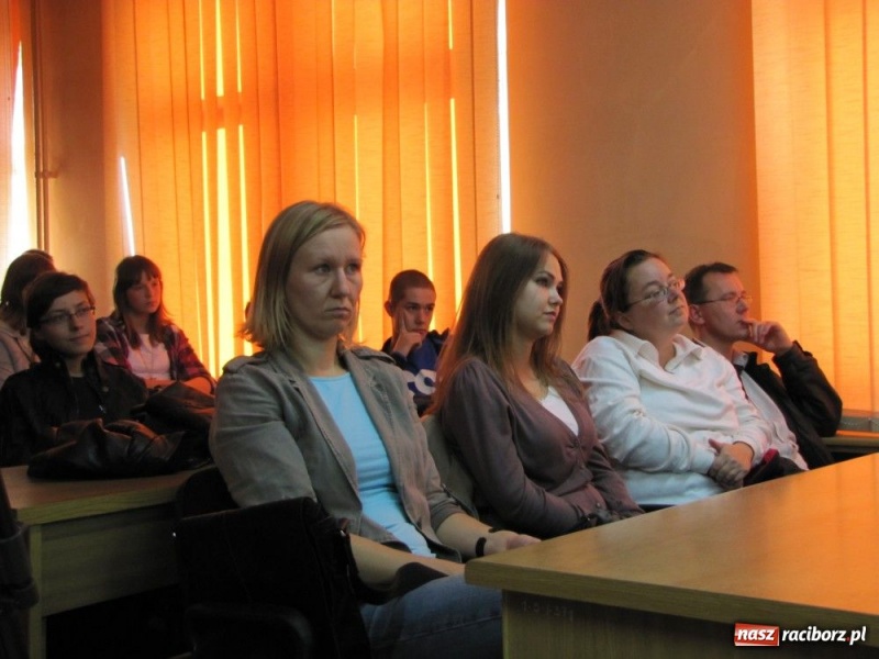 Zdjęcie w galerii na portalu naszraciborz.pl: W języku trzeba być przeciw modzie wiadomości z regionu