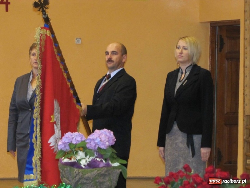 Zdjęcie w galerii na portalu naszraciborz.pl: Ordery dla belfrów w Krzanowicach wiadomości z regionu