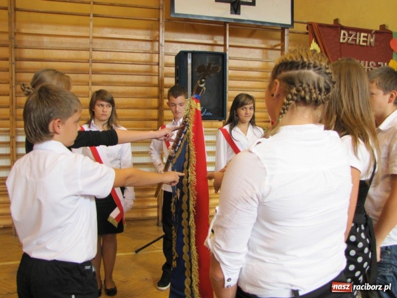 Zdjęcie w galerii na portalu naszraciborz.pl: Ordery dla belfrów w Krzanowicach wiadomości z regionu