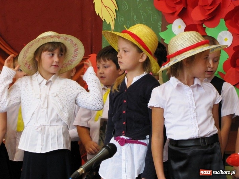 Zdjęcie w galerii na portalu naszraciborz.pl: Ordery dla belfrów w Krzanowicach wiadomości z regionu