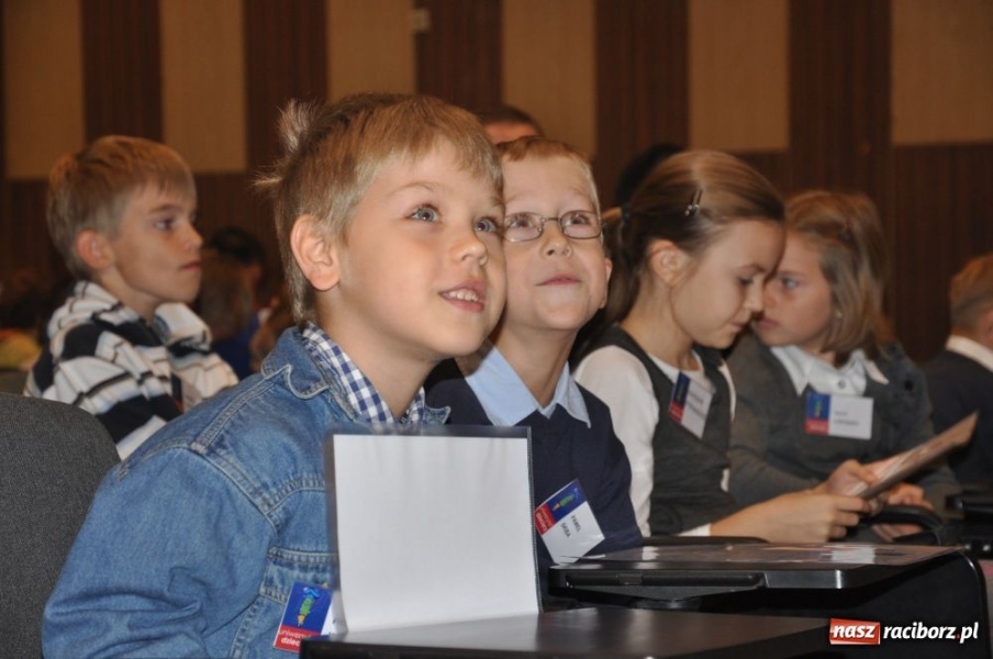 Zdjęcie w galerii na portalu naszraciborz.pl: Uniwersytet Pierwszego Wieku wiadomości z regionu