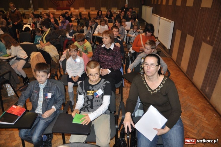 Zdjęcie w galerii na portalu naszraciborz.pl: Uniwersytet Pierwszego Wieku wiadomości z regionu