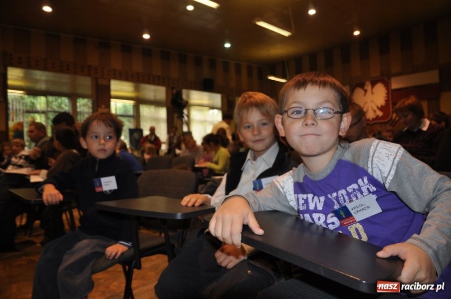 Zdjęcie w galerii na portalu naszraciborz.pl: Uniwersytet Pierwszego Wieku wiadomości z regionu