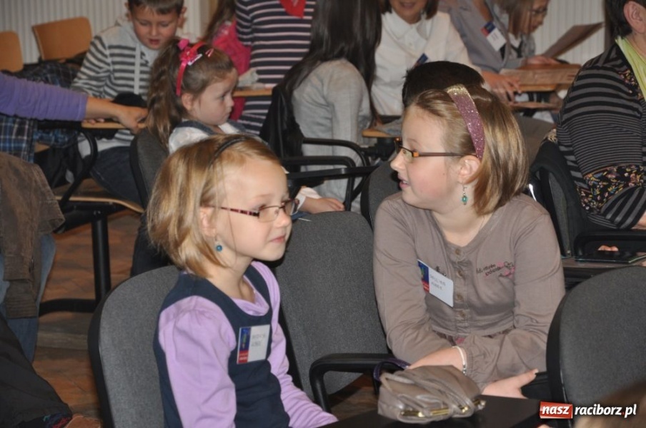 Zdjęcie w galerii na portalu naszraciborz.pl: Uniwersytet Pierwszego Wieku wiadomości z regionu