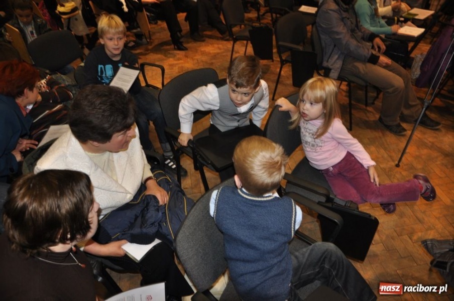 Zdjęcie w galerii na portalu naszraciborz.pl: Uniwersytet Pierwszego Wieku wiadomości z regionu