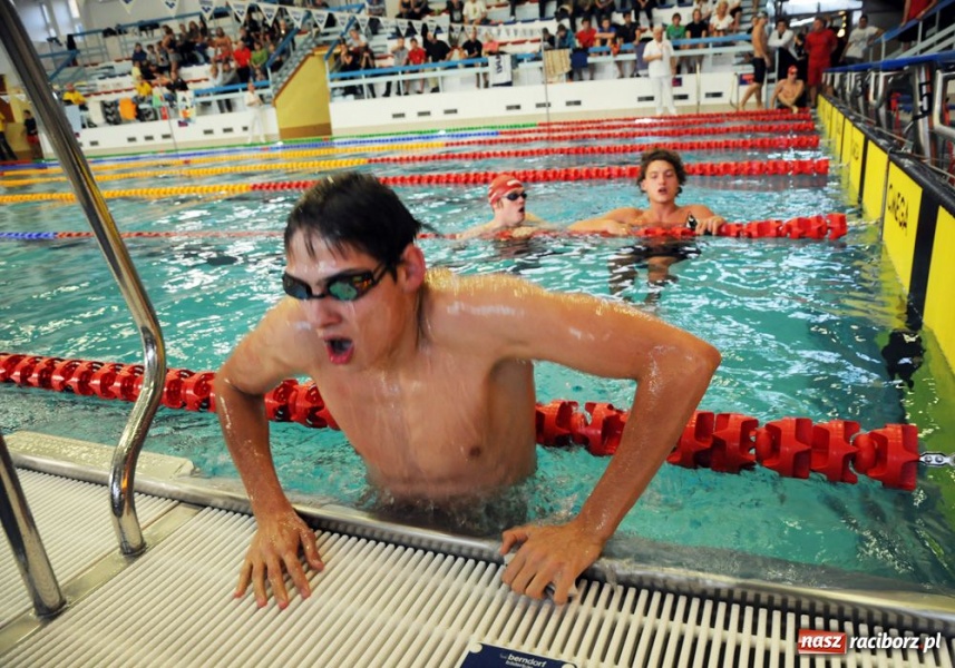 Zdjęcie w galerii na portalu naszraciborz.pl: Pływackie sprinty w SMS-ie wiadomości z regionu