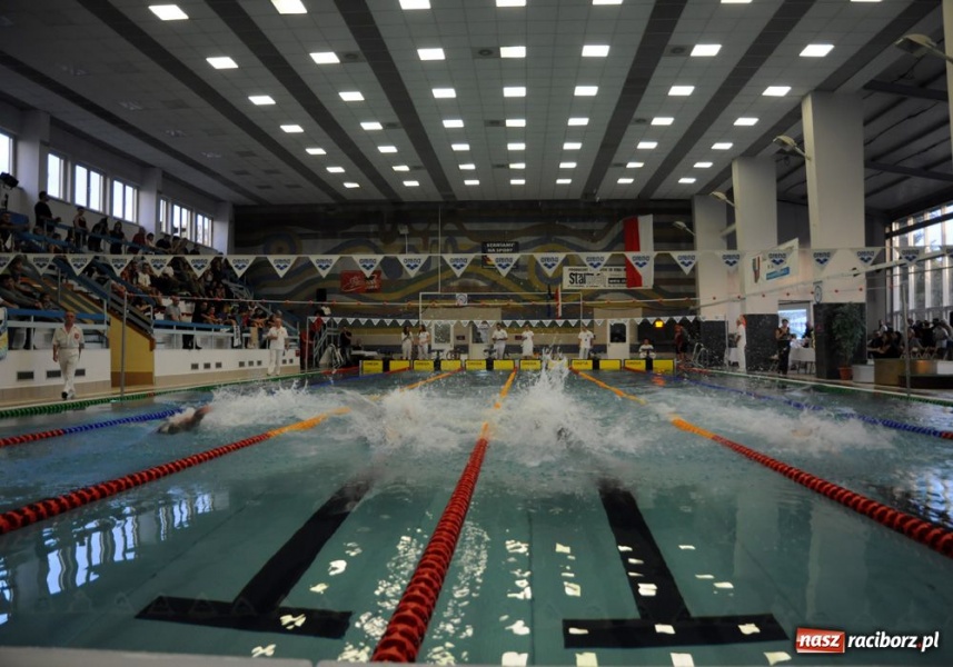 Zdjęcie w galerii na portalu naszraciborz.pl: Pływackie sprinty w SMS-ie wiadomości z regionu