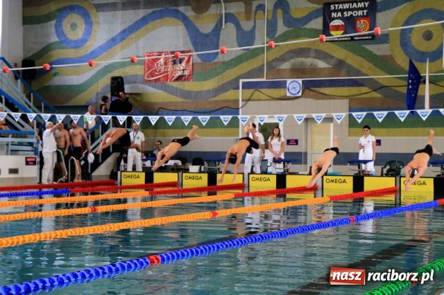 Zdjęcie w galerii na portalu naszraciborz.pl: Pływackie sprinty w SMS-ie wiadomości z regionu