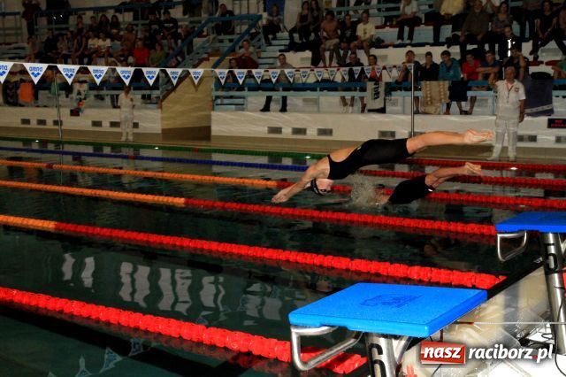 Zdjęcie w galerii na portalu naszraciborz.pl: Pływackie sprinty w SMS-ie wiadomości z regionu