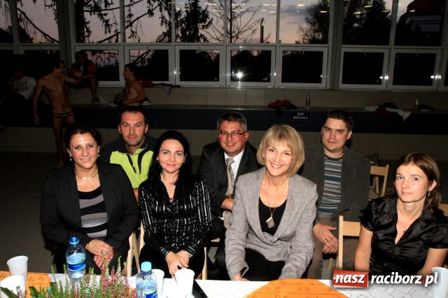 Zdjęcie w galerii na portalu naszraciborz.pl: Pływackie sprinty w SMS-ie wiadomości z regionu